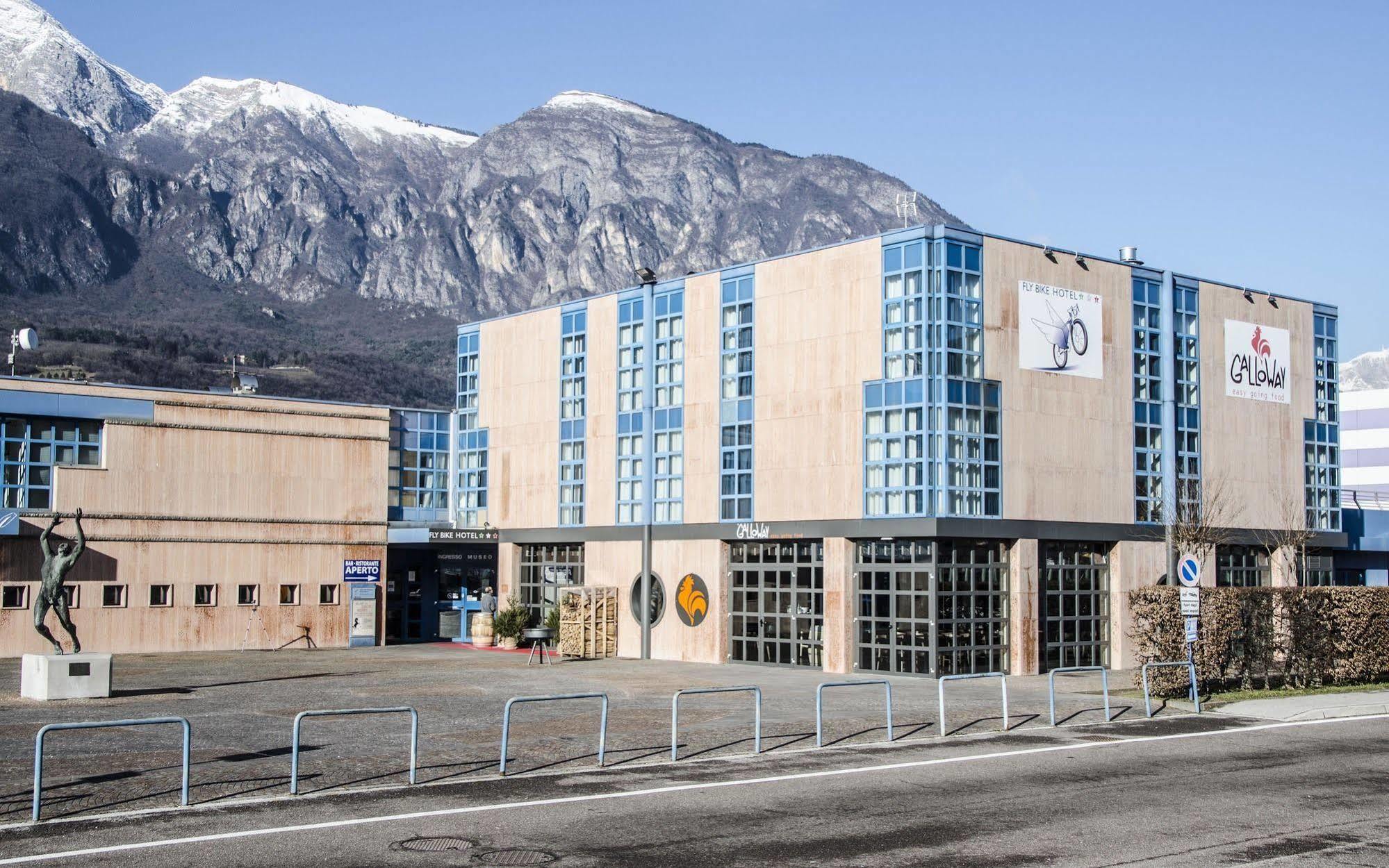 Fly Bike Hotel Trento Exterior photo