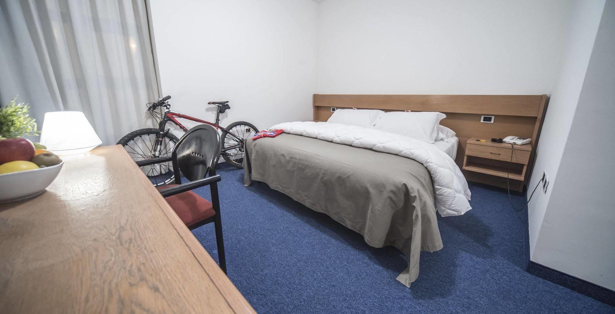Fly Bike Hotel Trento Exterior photo